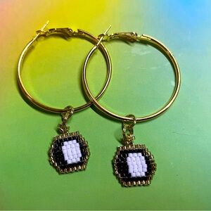 BEADED INITIAL HOOP EARRINGS- "O"